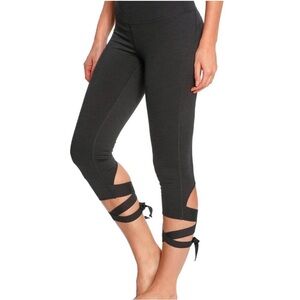Manduka Black Flux Yoga Capris‎ Legging Small